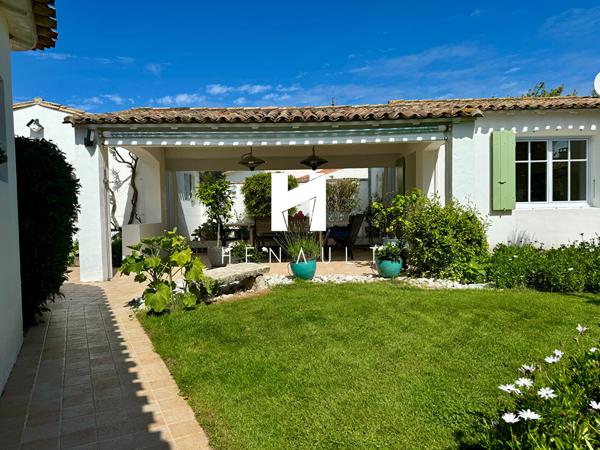 Maison La Couarde Sur Mer 6 pièce(s) 159.28 m2