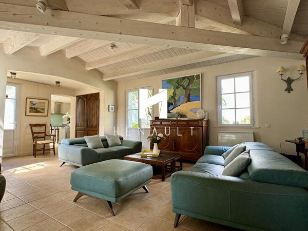 Maison La Couarde Sur Mer 6 pièce(s) 159.28 m2