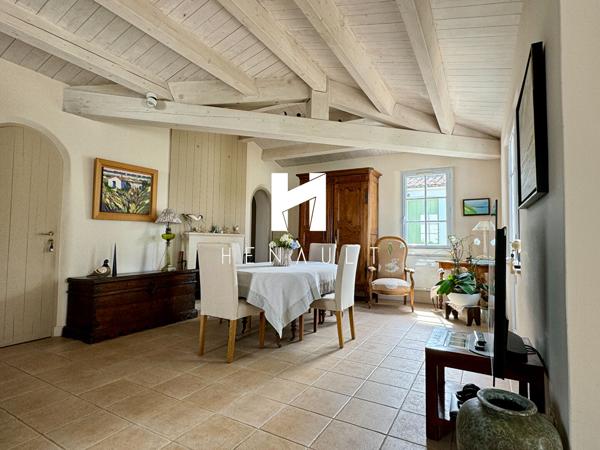 Maison La Couarde Sur Mer 6 pièce(s) 159.28 m2