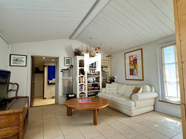 Maison La Couarde Sur Mer 6 pièce(s) 159.28 m2