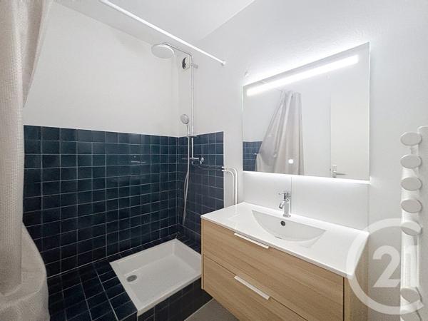Appartement T5 à vendre  6 pièces - 131,77 m 2   GRADIGNAN  - 33