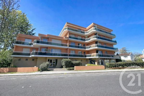 Appartement T5 à vendre  6 pièces - 131,77 m 2   GRADIGNAN  - 33