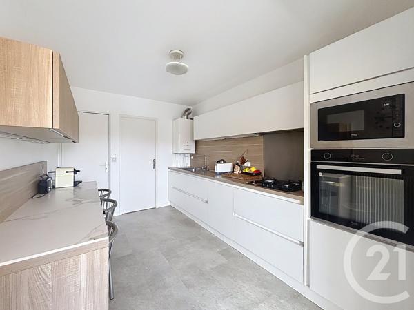 Appartement T5 à vendre  6 pièces - 131,77 m 2   GRADIGNAN  - 33