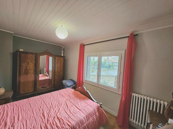 MAISON COEUR DU VILLAGE DANS CARTIER CALME