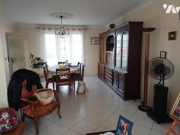 A VENDRE à REZE "Classerie/Galarnière" Maison Nantaise T5 de 114m2 + garage et terrain de 515m2