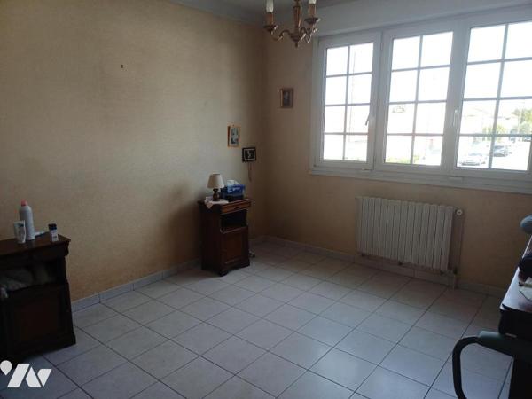 A VENDRE à REZE "Classerie/Galarnière" Maison Nantaise T5 de 114m2 + garage et terrain de 515m2