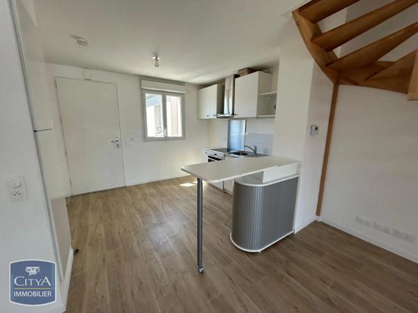 Appartement à louer 3 pièces 59.7m² Ormoy (91540)