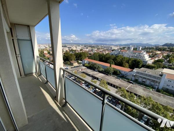 APPARTEMENT T4, ÉTAGE ÉLEVÉ, CAVE