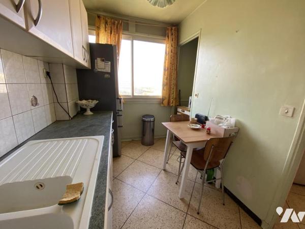 APPARTEMENT T4, ÉTAGE ÉLEVÉ, CAVE