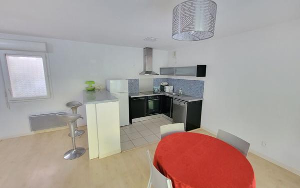 Appartement à louer    3 pièces •  Pessac