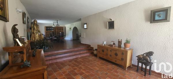 Maison à vendre 11 pièces 390 m² Rians