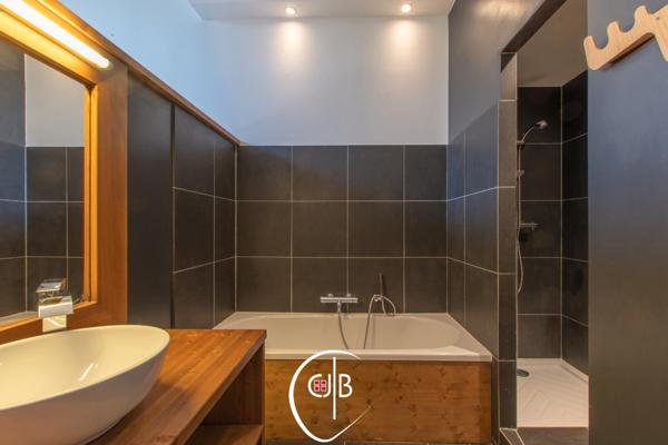 Le Bourget-du-Lac – Loft de 156 m² dans une ancienne chaufferie