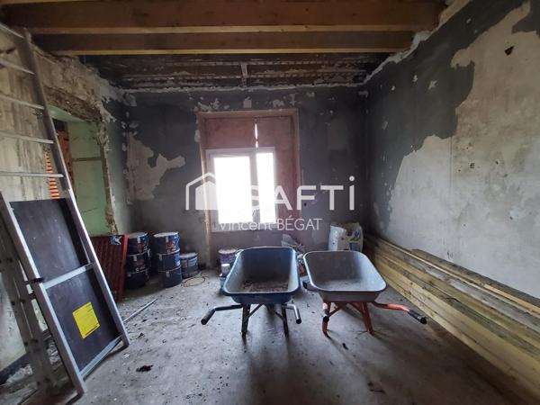 Propriété 19ème siècle en pierre à rénover