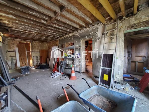 Propriété 19ème siècle en pierre à rénover