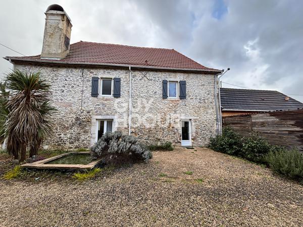 Maison proche ORTHEZ avec dépendance et jardin
