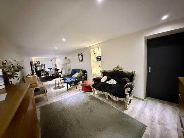 Vente / Appartement T6