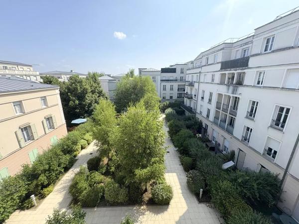 Vente Appartement 4 pièces 83 m2 à Serris