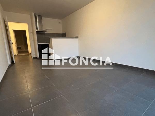 Location Appartement 2 pièces 40.14 m² - 151 BIS ROUTE DE FLEURY Viry Chatillon 91170