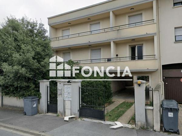 Location Appartement 2 pièces 40.14 m² - 151 BIS ROUTE DE FLEURY Viry Chatillon 91170