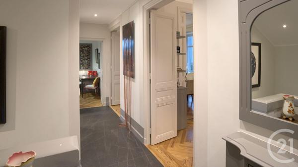 Appartement F6 à vendre  6 pièces - 169,10 m2 BEAULIEU SUR MER - 06