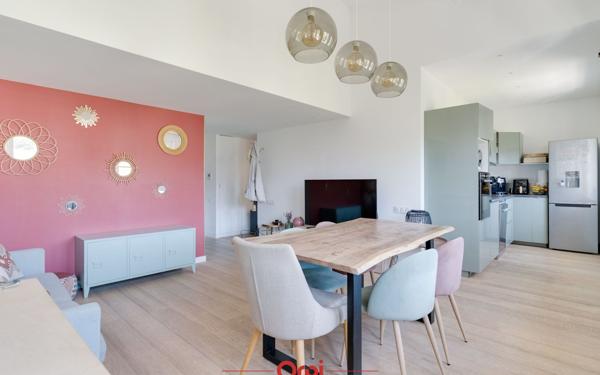 Appartement à vendre    3 pièces • 65 m2 Marseille 9