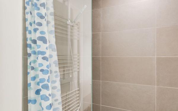 Appartement à vendre    3 pièces • 65 m2 Marseille 9