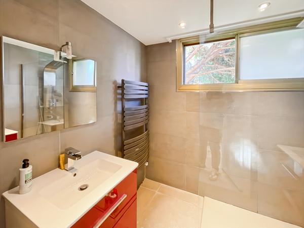 Cannes - Montrose/Bénéfiat - 4 pièces 110m² - garage et cave