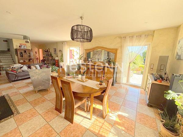 Maison Chaumont En Vexin - 254 m2 - 7 chambres - garage double - 1500m² de terrain
