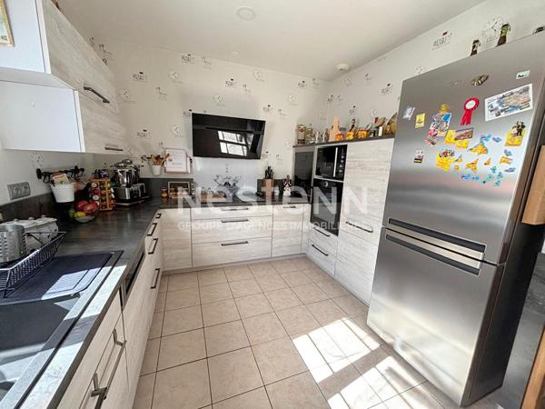 Maison Chaumont En Vexin - 254 m2 - 7 chambres - garage double - 1500m² de terrain