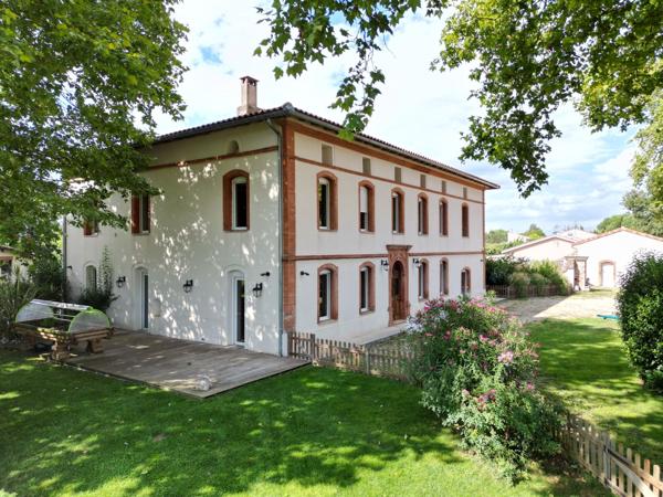 Vente Maison de luxe Rabastens 15 Pièces 542 m²