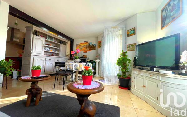 Appartement à vendre 3 pièces 64 m² Évry