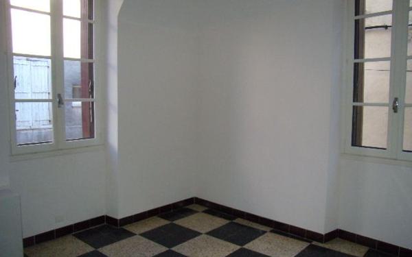 Maison à louer    3 pièces •  Saint-Ambroix