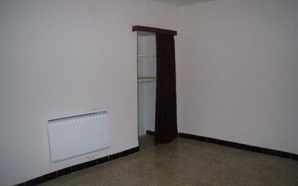 Maison à louer    3 pièces •  Saint-Ambroix