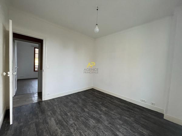 F3 - 10 minutes gare Loyer €1 152.42/mois charges comprises **  - Référence  1055