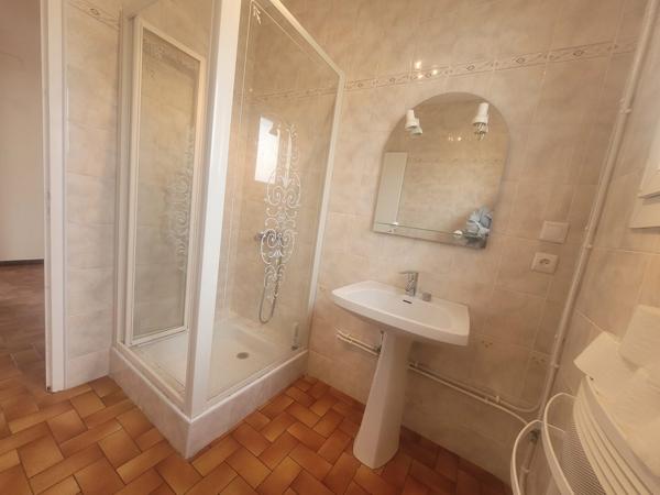 À vendre - Maison traditionnelle, 7 pièces située à Saint-André (66690)