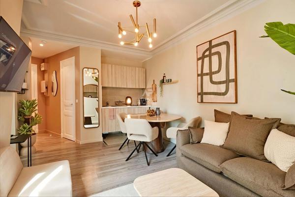 PARIS 18EME - BOULEVARD NEY - METRO PORTE DE SAINT-OUEN €313 950 ** - Référence SB-6760