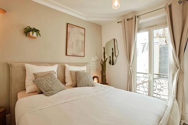 PARIS 18EME - BOULEVARD NEY - METRO PORTE DE SAINT-OUEN €313 950 ** - Référence SB-6760