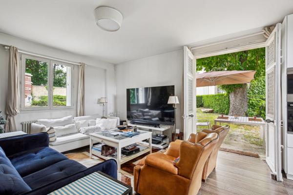 Vente Hôtel particulier La Celle-Saint-Cloud 10 Pièces 545 m²