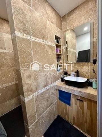 Maison restaurée avec dépendance et piscine