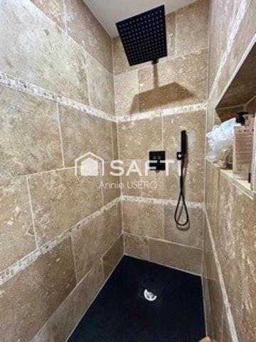 Maison restaurée avec dépendance et piscine