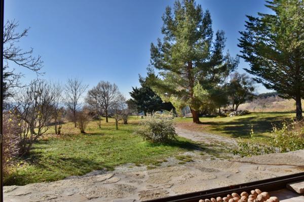 04200 Maison de campagne 210 m² sur 16500 m²