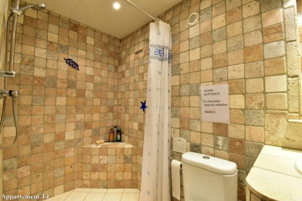 04200 Maison de campagne 210 m² sur 16500 m²