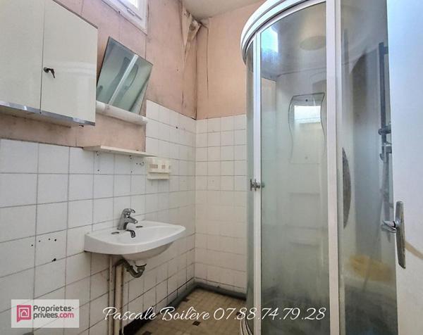 Ensemble immobilier de 3 habitations à rénover - 224 m² - VERNOIL LE FOURRIER (49390)