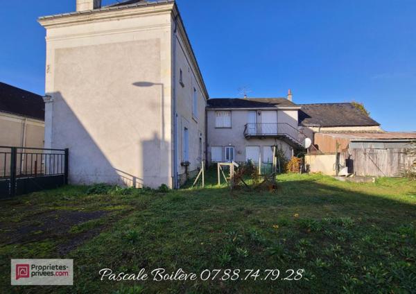Ensemble immobilier de 3 habitations à rénover - 224 m² - VERNOIL LE FOURRIER (49390)