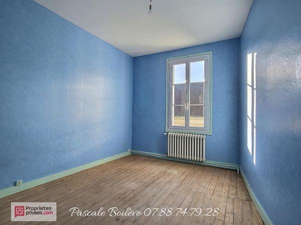 Ensemble immobilier de 3 habitations à rénover - 224 m² - VERNOIL LE FOURRIER (49390)