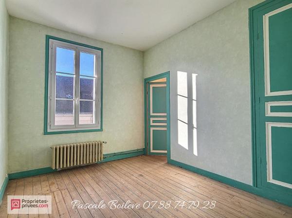 Ensemble immobilier de 3 habitations à rénover - 224 m² - VERNOIL LE FOURRIER (49390)