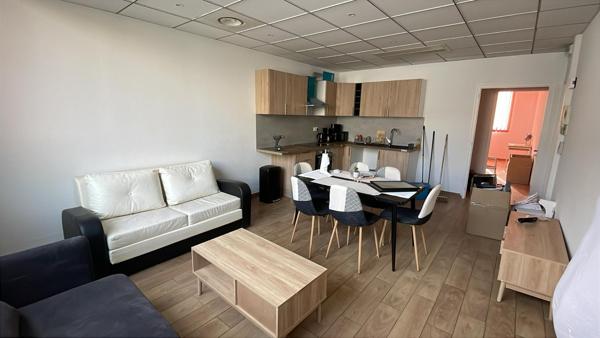 Location Appartement135 m² - 8 Pièces - ANNEMASSE (74100)