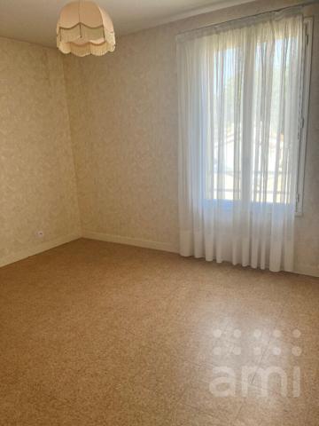 APPARTEMENT TYPE III AVEC ASCENSEUR - CENTRE DE CHAUVIGNY