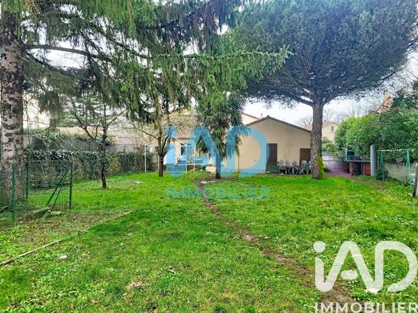 Maison à vendre 5 pièces 117 m² Champdeniers