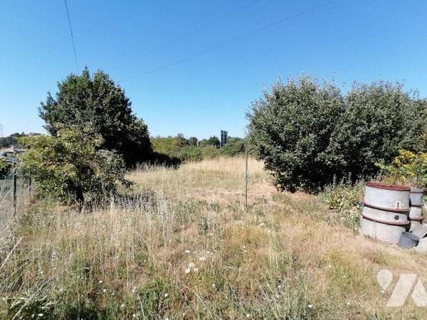 NOUVEAUTÉ TRENTE CINQ NOTAIRES !!

Venez découvrir cette charmante longère de plain-pied, off...